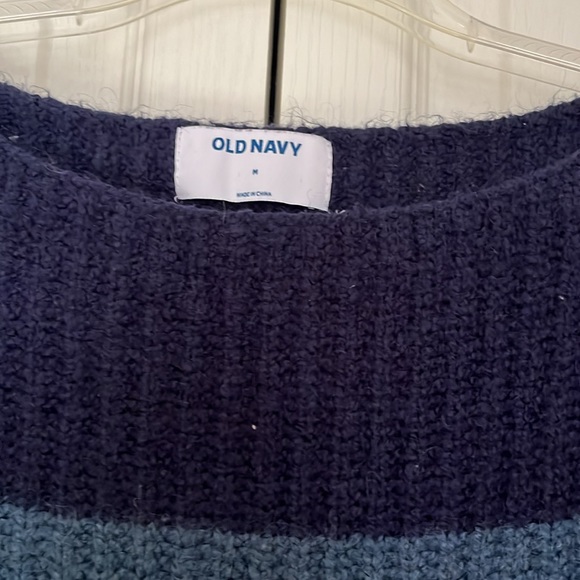 Striped old navy sweater - Picture 2 of 2